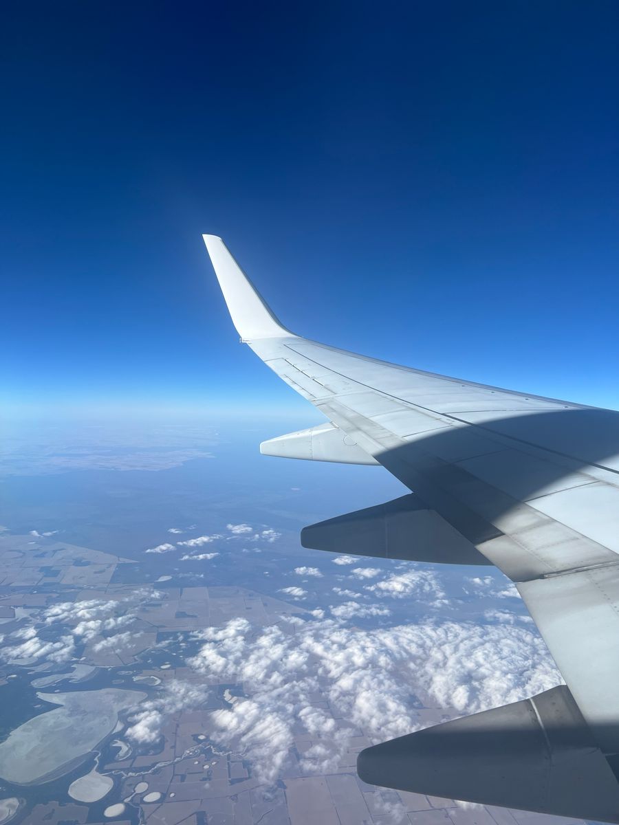 wing of flying airplane