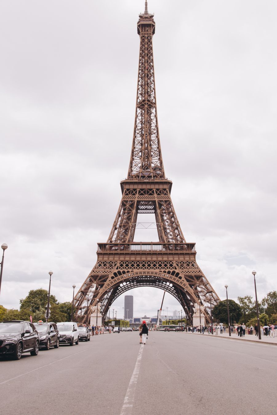 eifel tower from the port liena