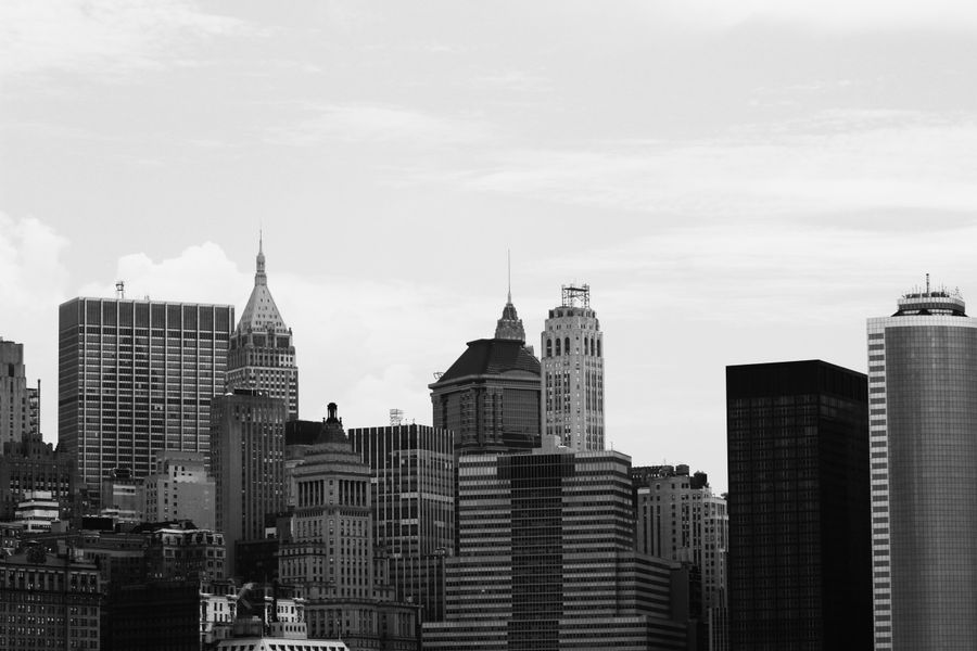 black and white new york city skyline — Senderismo sobre Cuba: el pin del inicio compartido con el grupo.
